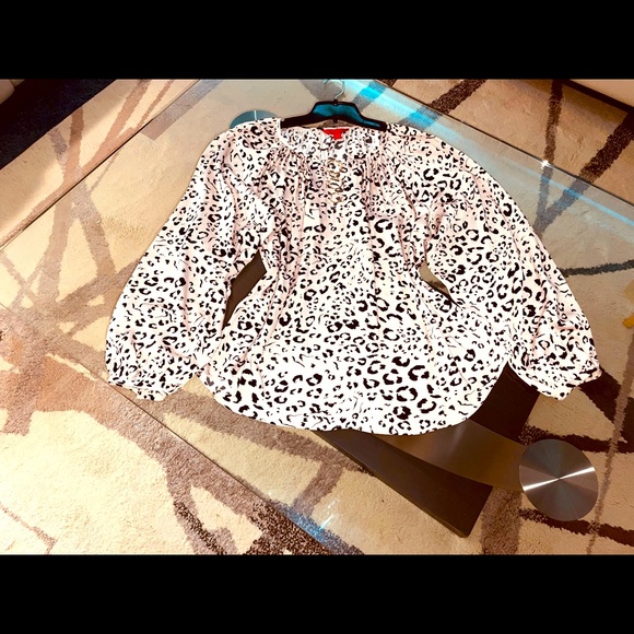 Jennifer Lopez blouse - Picture 1 of 2